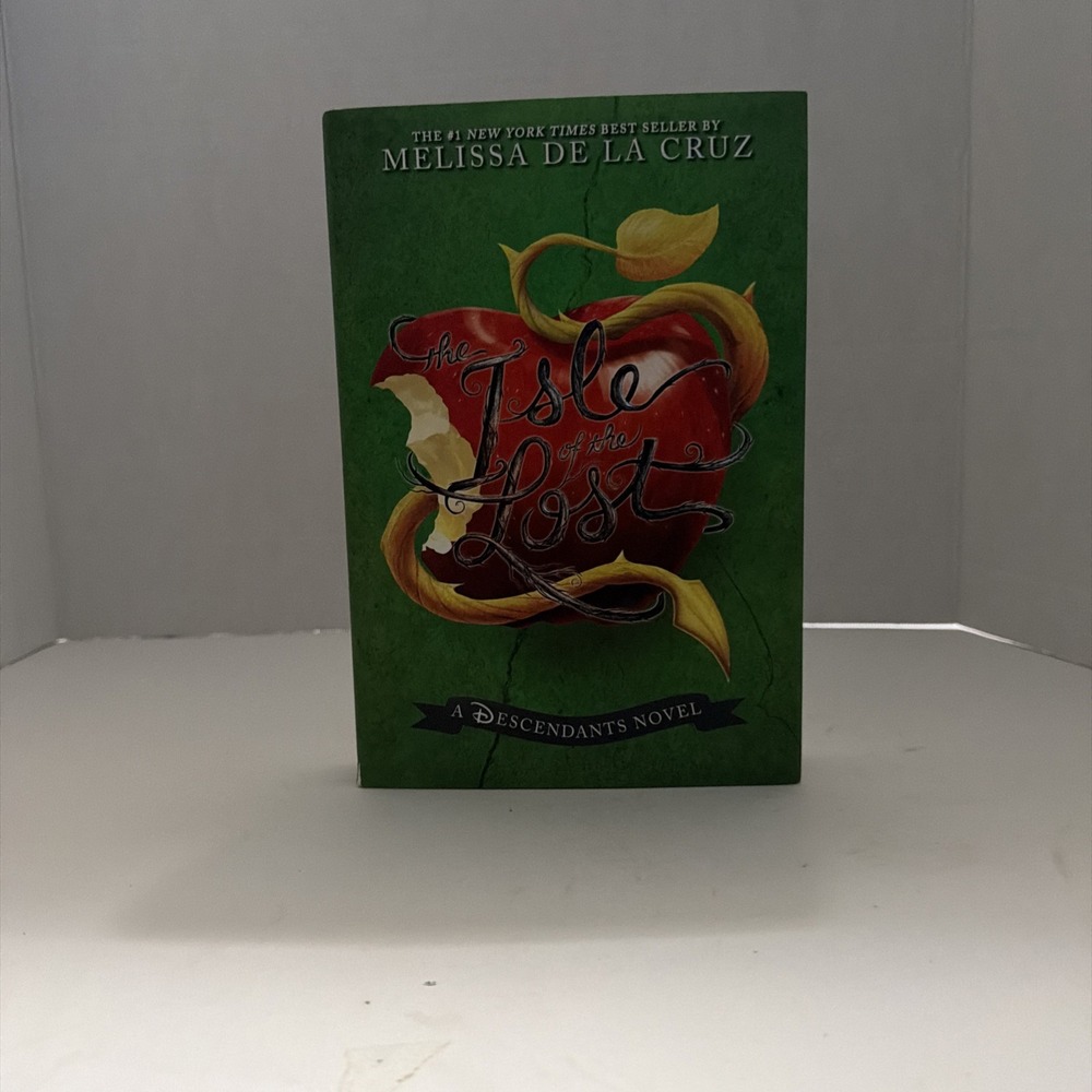 The Isle of the Lost A Descendants Novel Melissa de la Cruz Hardcover Disney